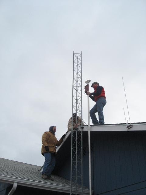 Attaching the Gin Pole