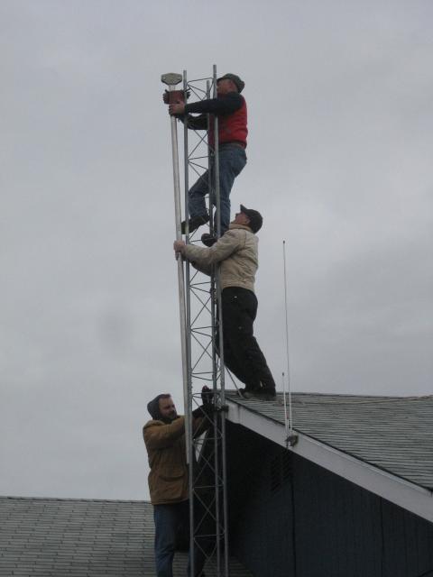 Attaching the Gin Pole